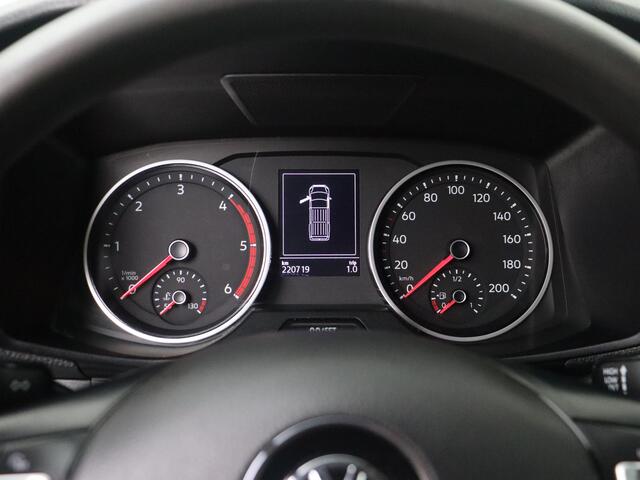 Volkswagen CRAFTER 2.0TDI 177PK DSG Automaat L3H3 | Navigatie | Camera | Airco | Cruise | Betimmering | 3-Persoons