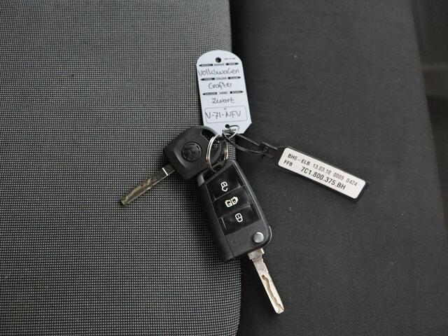 Volkswagen CRAFTER 2.0TDI 140PK L3H3 | Airco | Cruise | 3-Persoons | Trekhaak