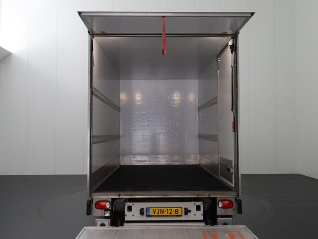 Volkswagen CRAFTER 2.0TDI Bakwagen+Laadklep | Airco | Cruise | 3-Persoons | Dakspoiler | Camera