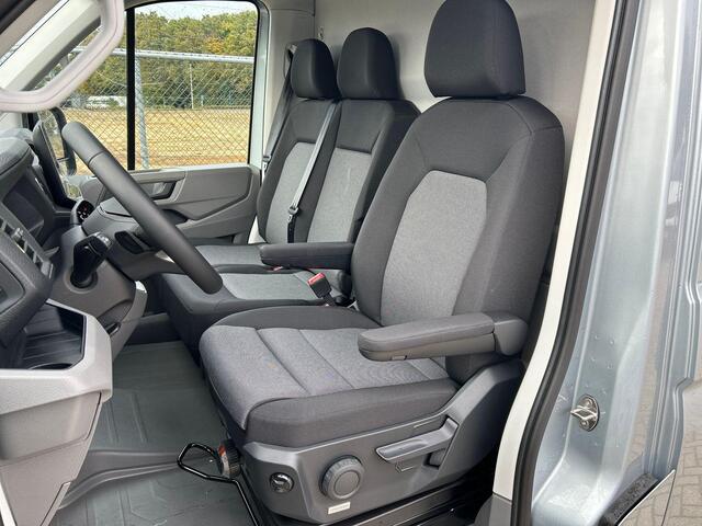 Volkswagen CRAFTER 35 2.0 TDI 177pk Automaat L4H3 Exclusive | LED-koplampen | Geveerde stoel | Climatronic | TravelAssist | Navigatie | Stoelverwarming | Side Assist | Stuurverwarming | Trekhaak | BPM-vrij