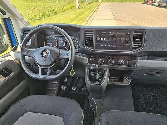 Volkswagen CRAFTER 35 2.0 TDI L3H2 Airco, Navi, Trekhaak, Carplay, 3 Zits, Euro6, 140 PK!