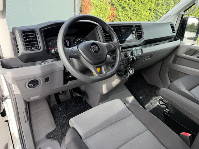 Volkswagen CRAFTER 35 2.0 TDI HIGHLINE+ / L3H3 / 750 KG DHOLLANDIA HYDR. LAADKLEP / AIRCO / CRUISE / NAVI / CAMERA / CARPLAY