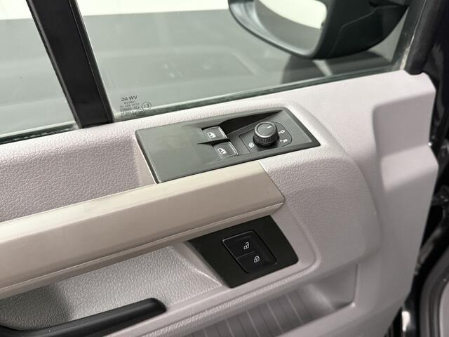 Volkswagen CRAFTER 2.0TDi 140PK L3H3 Dubbele Cabine | Leder | Navigatie | Camera | Airco | 3000Kg Trekhaak | Cruise | Betimmering