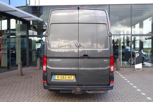 Volkswagen CRAFTER 30 2.0 TDI L3H3 Highline 103KW/140PK DSG, NL auto 1e eigenaar door ons geleverd en onderhouden, Achteruitrijcamera, trekhaak, ergo stoel, parkeersensoren rondom