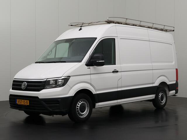 Volkswagen CRAFTER 2.0TDI L3H3 Imperiaal | Trekhaak | Werkplaats | Navigatie | Airco | Cruise | 3-Persoons | Betimmering