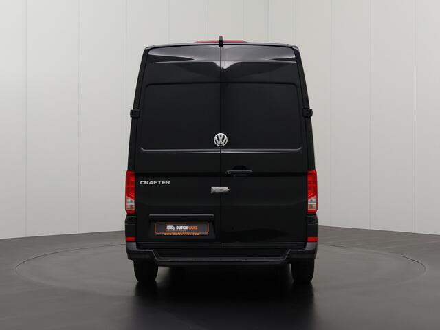 Volkswagen CRAFTER 2.0TDI 177PK L3H3 | Led | Leder | Navigatie | Camera | 3-Persoons | Betimmering