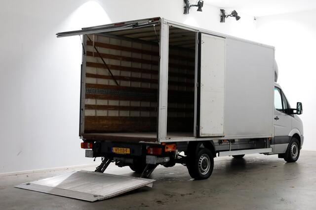 Volkswagen CRAFTER 35 2.0 TDI 163pk Bakwagen met laadklep en 2800kg trekhaak 01-2016