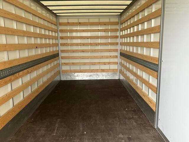 Volkswagen CRAFTER 35 2.0 TDI L4 EURO VI Bakwagen met Laadklep