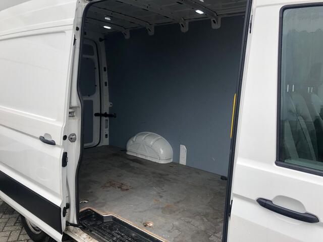 Volkswagen CRAFTER 2.0 TDI L3H3 Navi, Trekhaak, PDC V+A Laadruimte Pakket, Apple Carplay, 3-Zits