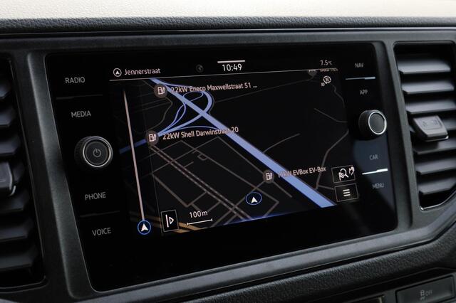 Volkswagen CRAFTER 140PK Exclusive L3H3 GVW 3.5T BPM vrij | Trekhaak | Adaptive Cruise Control | Climatic | Navigatie | Park Assist | Apple CarPlay / Android auto | DAB | 17 inch lichtmetalen velgen