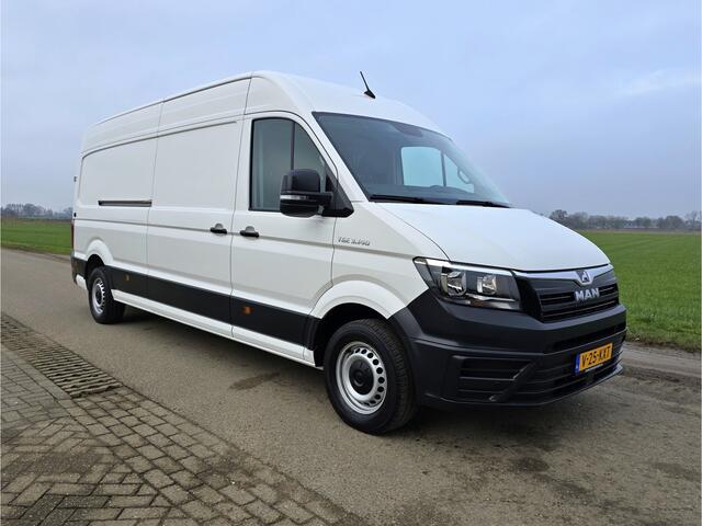 Volkswagen CRAFTER 35 2.0 TDI L4 H3 - MAN TGE - - 140 Pk - Euro 6 - Airco - Cruise Control