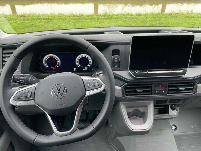 Volkswagen CRAFTER 140 PK automaat Exclusive L3H3 GVW 3.5T | Nieuw Model | BPM vrij | Trekhaak | Adaptive Cruise Control | Climatic | Navigatie | Park Assist | Apple CarPlay / Android auto | DAB | 17 inch lichtmetalen velgen