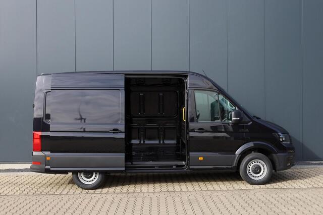 Volkswagen CRAFTER Trendline 140pk automaat L3H3 GVW 3.5T | Nieuw Model | BPM vrij | Achteruitrijcamera | Climatic | DAB | Bijrijdersbank