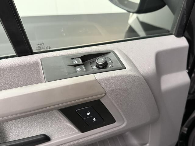 Volkswagen CRAFTER 2.0TDI 177PK DSG Automaat Lowliner Bakwagen met Valklep | Oprijklep | Navigatie | Airco | Multimedia | 3-Persoons | Cruise