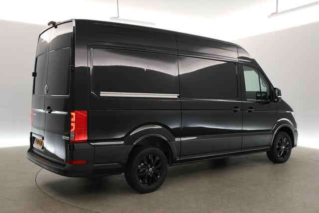 Volkswagen CRAFTER 35 2.0 TDI L3H3 | 140PK | BPM VRIJ | 3000KG | Airco | Cruise | Camera | Carplay | 3-Zits | Navi | LED