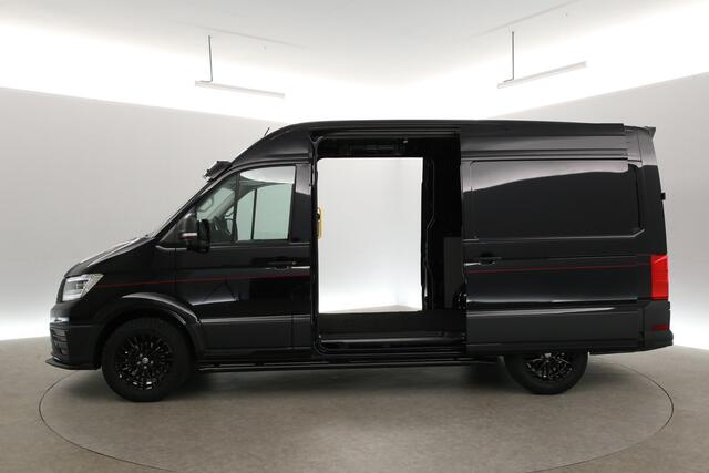 Volkswagen CRAFTER 2.0 TDI DSG HERO EDITION L3H3 | 140PK | FACELIFT MODEL | BPM VRIJ | 3000KG Trekgew. | Trekh. | Virtual | Adap. Cruise | 2xSchuifdeur | Clima | Carplay | Camera | Zonneklep