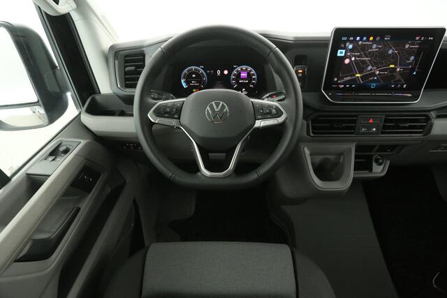 Volkswagen CRAFTER 2.0 TDI DSG HERO EDITION L3H3 | 140PK | FACELIFT MODEL | BPM VRIJ | 3000KG Trekgew. | Trekh. | Virtual | Adap. Cruise | 2xSchuifdeur | Clima | Carplay | Camera | Zonneklep