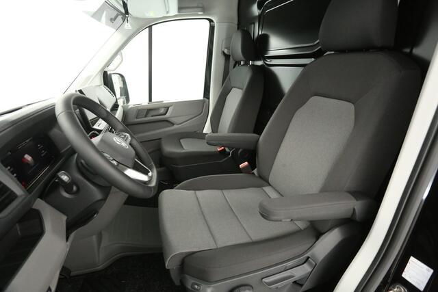 Volkswagen CRAFTER 2.0 TDI DSG HERO EDITION L3H3 | 140PK | FACELIFT MODEL | BPM VRIJ | 3000KG Trekgew. | Trekh. | Virtual | Adap. Cruise | 2xSchuifdeur | Clima | Carplay | Camera | Zonneklep