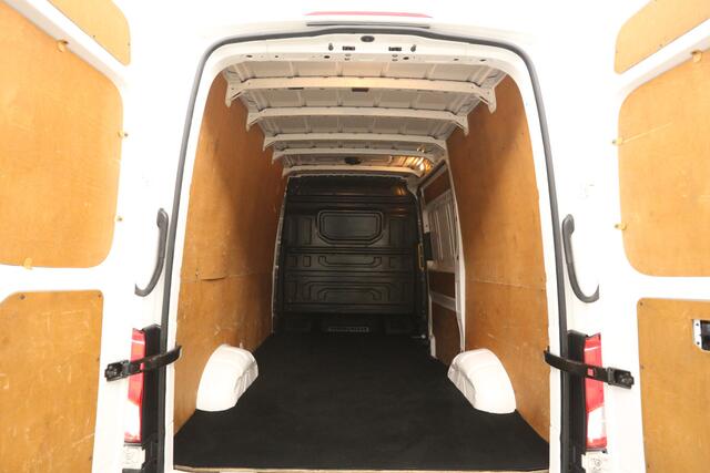 Volkswagen CRAFTER 35 2.0 TDI L3H3 | 177PK | 3500kg Trekgew. | Airco | Cruise | 3 Zits | Trekh.