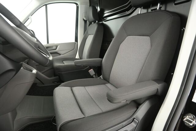 Volkswagen CRAFTER 2.0 TDI DSG HIGHLINE EXCLUSIVE L3H3 | FACELIFT MODEL | BPM VRIJ | Virtual | 3000KG Trekgew. | Trekh. | Adap. Cruise | Clima | Carplay | Camera |