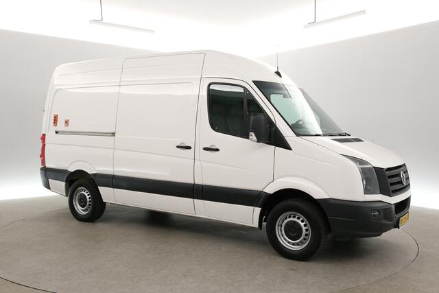 Volkswagen CRAFTER 35 2.0 TDI L2H2 140PK | MARGE | Laadklep | Airco | Cruise | Camera | Navi | 3 Zits | Parkeersens.