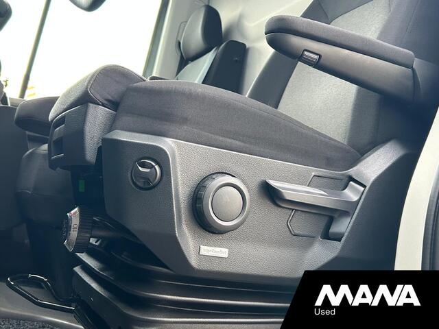 Volkswagen CRAFTER 35 2.0TDI 177PK L3H3 Automaat Exclusive LED ACC Trekhaak Imperiaal Camera