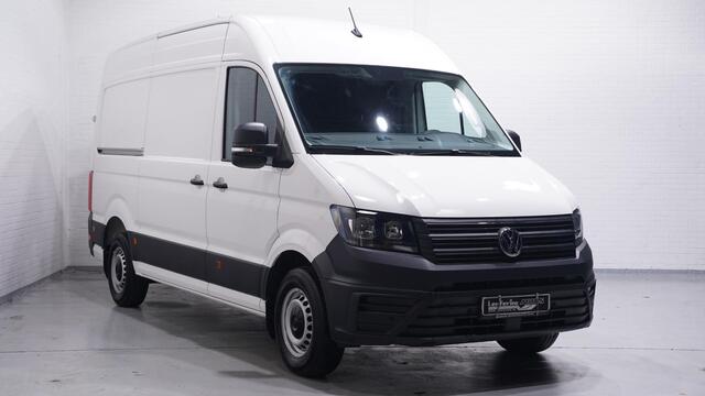 Volkswagen CRAFTER 2.0 TDI 102 pk L3H3 Slechts 6600 km, Navi, PDC V+A Trekhaak 2.500 kg, App Connect, Laadruimte Pakket, 3-Zits