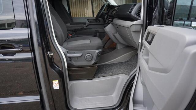 Volkswagen CRAFTER 2.0 TDI 177pk DC 5-Zits DSG L3H2 Exclusive *BLACK Edition* 20inch LM LED Navi Geveerde stoel 1e Eigenaar *Eyecatcher*