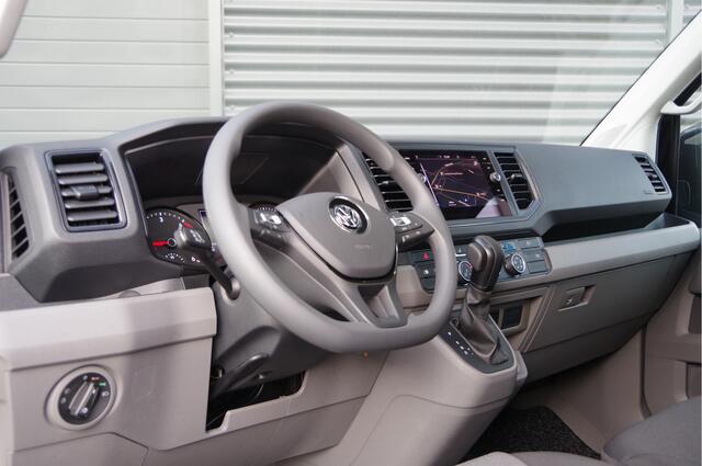 Volkswagen CRAFTER 35 2.0 TDI L3H3 177PK AUT. 2X SCHUIFDEUR, LED, TREKHAAK, STOELVERWARMING, CAMERA, NAVI, CRUISE, AIRCO, PARKEERSENSOREN, NIEUW!