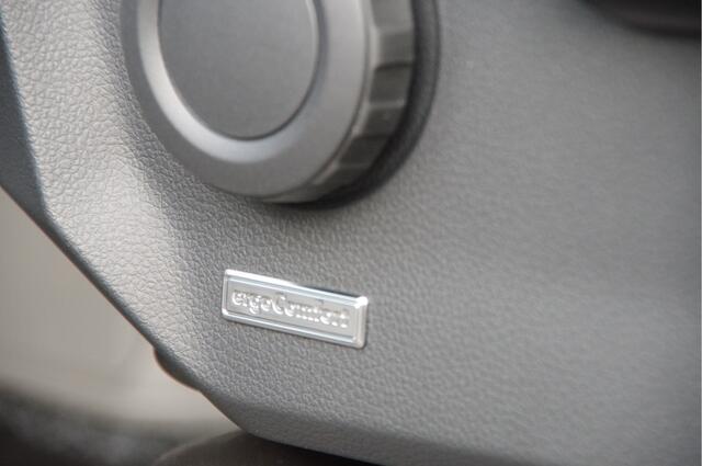 Volkswagen CRAFTER 35 2.0 TDI L3H3 177PK AUT. 2X SCHUIFDEUR, LED, TREKHAAK, STOELVERWARMING, CAMERA, NAVI, CRUISE, AIRCO, PARKEERSENSOREN, NIEUW!