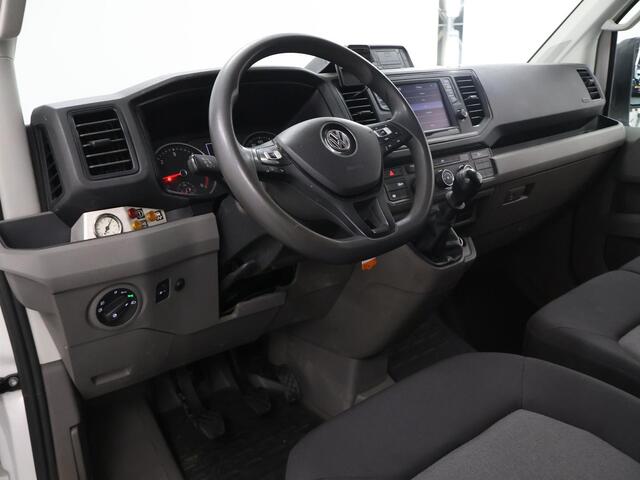 Volkswagen CRAFTER 50 | DC | 177 PK | BE Trekker | Tachograaf | BE-Trekker | Airco | Trekhaak 3500 KG. | 3-zits | Inrichting laadruimte | Koppelschotel