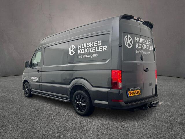 Volkswagen CRAFTER 35 2.0 TDI 177pk L3H3 Exclusive | LED-koplampen | ACC| Sidebars black | 17" wielen black | Trekhaak | Navigatie | Trekhaak | Betimmering | Stoelverwarming | Stuurverwarming