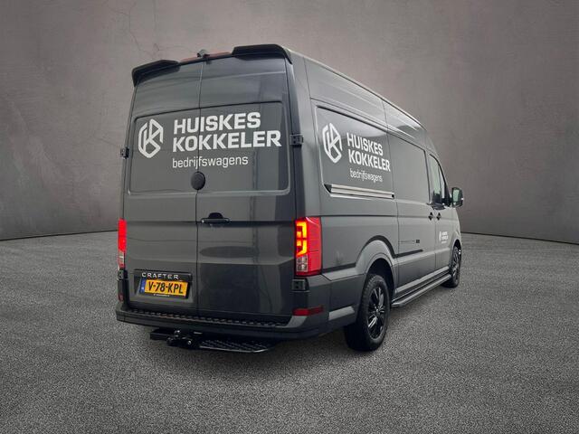 Volkswagen CRAFTER 35 2.0 TDI 177pk L3H3 Exclusive | LED-koplampen | ACC| Sidebars black | 17" wielen black | Trekhaak | Navigatie | Trekhaak | Betimmering | Stoelverwarming | Stuurverwarming