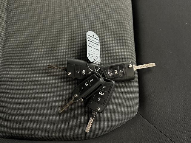 Volkswagen CRAFTER 2.0TDI 140pk DSG Automaat L4H3 | Imperiaal | Trekhaak | Navigatie | Camera | Airco