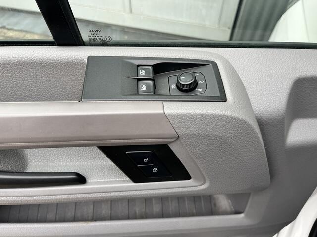 Volkswagen CRAFTER 35 2.0 TDI Maxi DC L4H1 Kipper 3000kg trekgewicht Euro 6 Airco Cruise controle 6-Persoons Telefoonverbinding Gereedschapskist Kieper Open laadbak Pick-up Bpm vrij