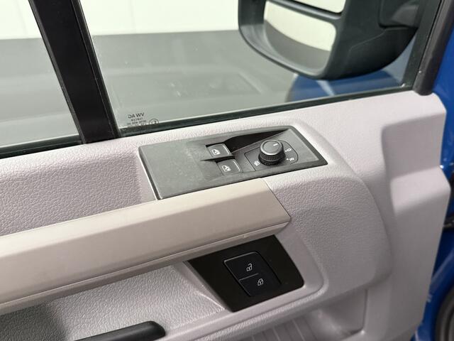 Volkswagen CRAFTER 2.0TDI 177PK DSG Automaat L3H2 | Werkplaats | Led | Navigatie | Camera | 3-Zits | Airco | Cruise