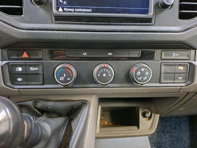 Volkswagen CRAFTER 35 2.0 TDI L3H3 Comfortline Airco Navi Carplay Cruise Control PDC Voor & Achter+Camera 3-Zits DAB+