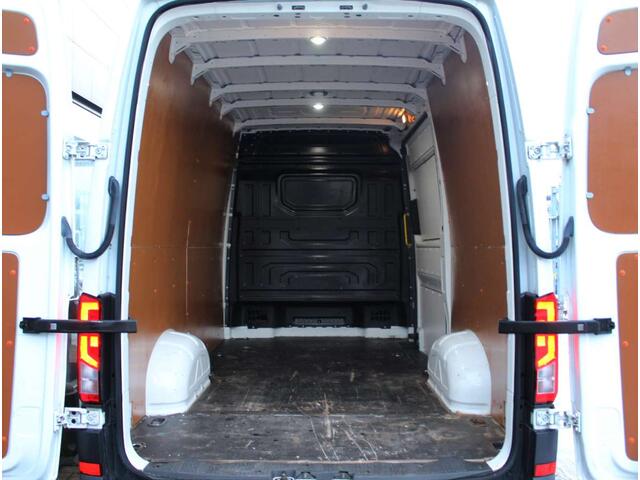 Volkswagen CRAFTER 35 2.0 TDI L3H2 Airco/Cruise/Cam/Nav