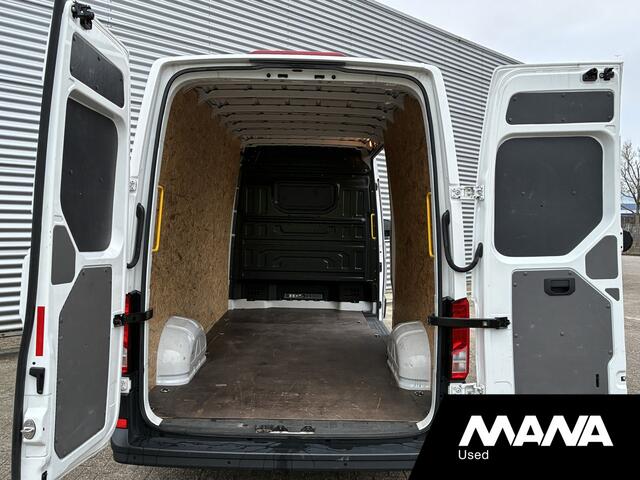 Volkswagen CRAFTER 35 2.0 140PK TDI L4H3 EURO VI Automaat Carplay Sensoren Airco
