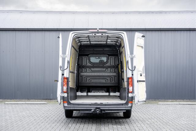 Volkswagen CRAFTER 2.0 TDI L3H2 | 140PK | Camera | Carplay | Mirrorlink | Cruise | Airco | 3-Zits