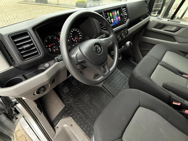 Volkswagen CRAFTER 35 2.0 TDI L3H3 Highline | NAVIGATIE | APPLE CARPLAY | CAMERA | TREKHAAK | VOLLEDIG DEALER ONDERHOUDEN |