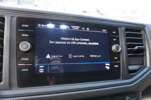Volkswagen CRAFTER 35 180pk Automaat L3H2/L2H2 2x Schuifdeur Trekhaak Apple Carplay Navigatie Camera Cruise Control Stoelverwarming parkeersensoren