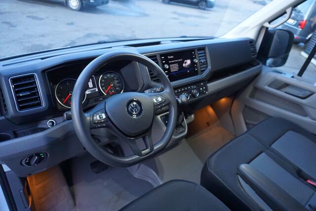 Volkswagen CRAFTER 35 140pk Automaat L3H3/L2H2 Apple Carplay Camera Navigatie ACC Cruise control Stoelverwarming LED