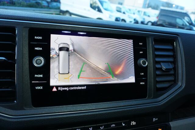 Volkswagen CRAFTER 35 140pk Automaat L3H3/L2H2 Apple Carplay Camera Navigatie ACC Cruise control Stoelverwarming LED