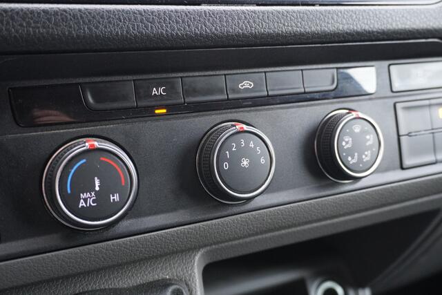 Volkswagen CRAFTER 2.0 TDI 177PK L3H3 EURO 6 - Airco - Cruise - PDC - ¤16.900,- Excl.