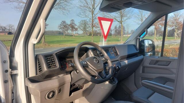 Volkswagen CRAFTER 35 2.0 TDI L4H3 Highline AIRCO BJ 2021