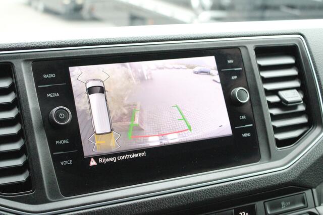 Volkswagen CRAFTER 30 2.0 TDI 140pk H6 L3H3 Highline Trekhaak Camera Led Stuurverwarming Navigatie