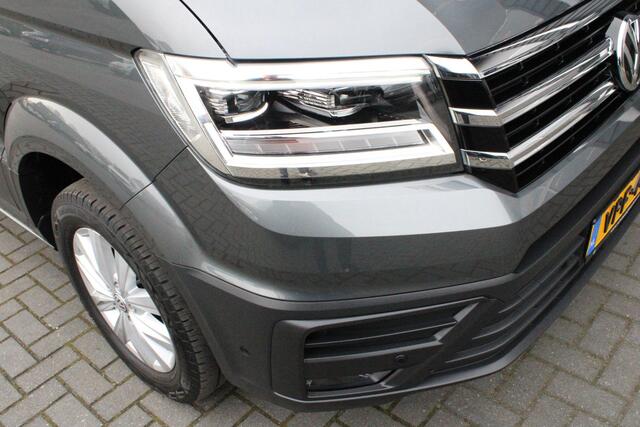 Volkswagen CRAFTER 30 2.0 TDI 140pk H6 L3H3 Highline Trekhaak Camera Led Stuurverwarming Navigatie