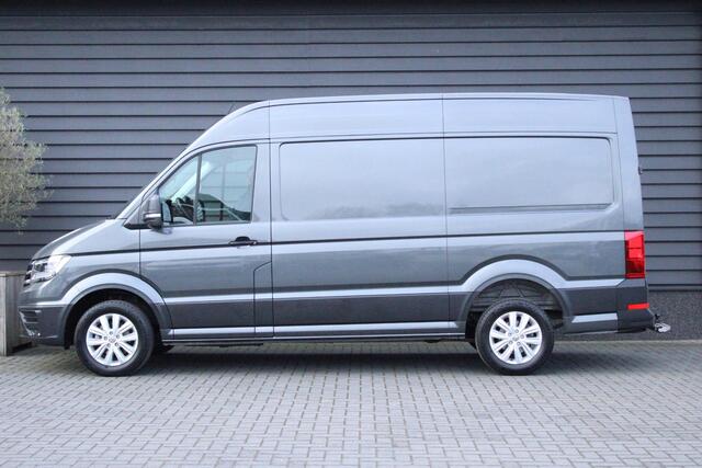 Volkswagen CRAFTER 30 2.0 TDI 140pk H6 L3H3 Highline Trekhaak Camera Led Stuurverwarming Navigatie