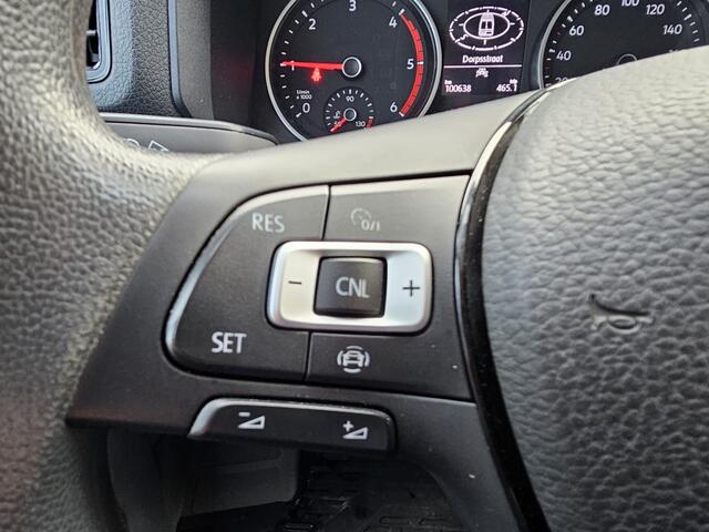 Volkswagen CRAFTER 35 2.0 TDI L3H2 177PK RWD Highline | 3500KG trekhgewicht | Cruise | App-connect | Navi | Stoelverwarming | Betimmering | Camera |